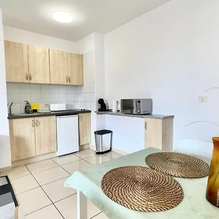 Sunset En Cristianos Appartamento *